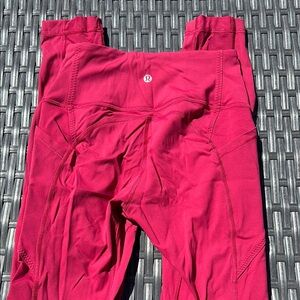 lululemon red compression leggings, in excellent condition
